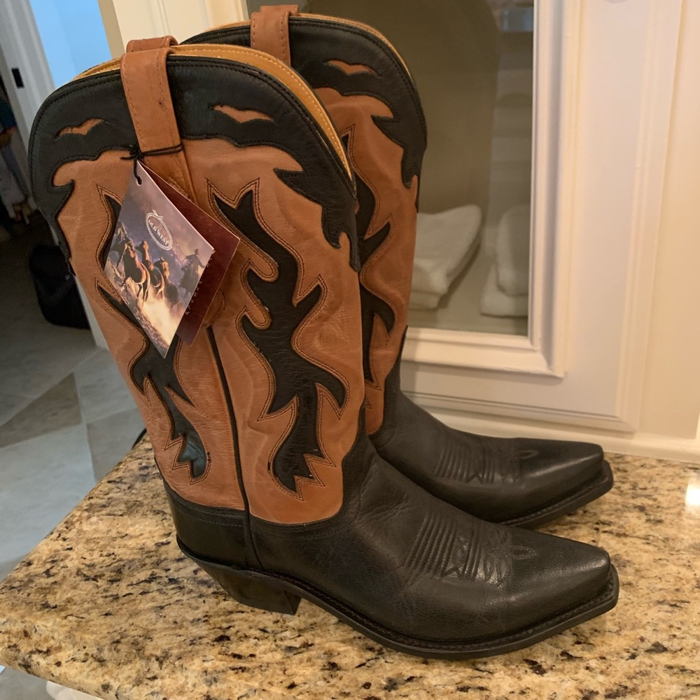 Old West Black and Tan Heeled Boots